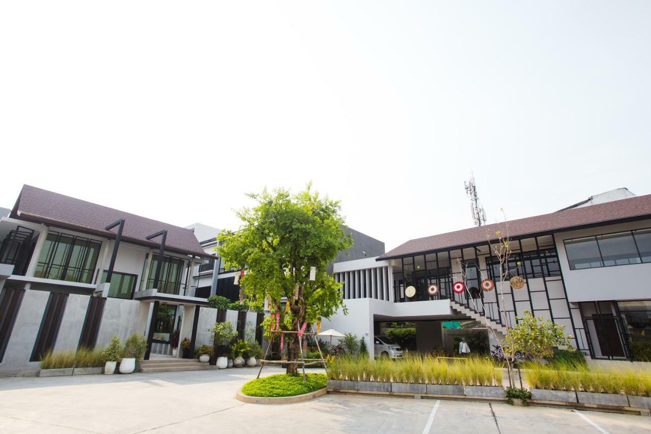 Nai Ya Hotel -Sha Extra Plus Chiang Rai Exterior foto